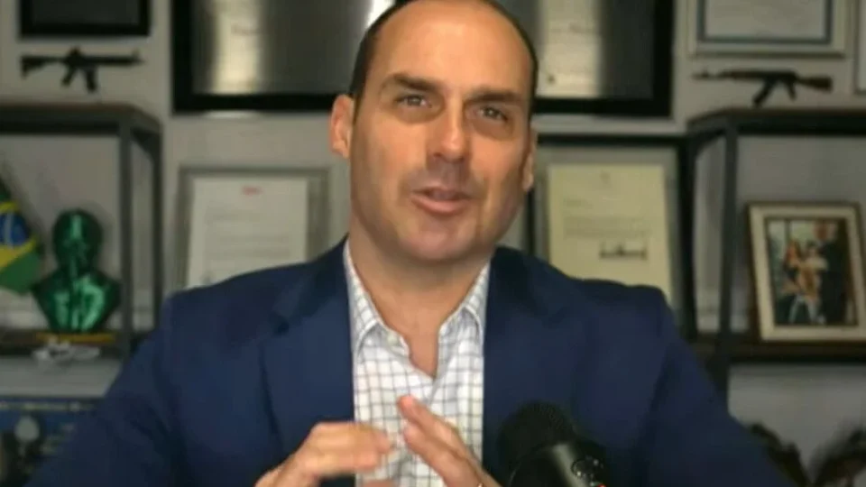 Eduardo Bolsonaro critica Michelle e diz que vídeo sobre Flávio foi “desnecessário” e demonstrou “imaturidade”