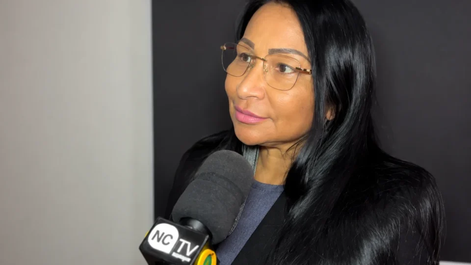 Barrada por harmonização facial, ex-deputada Sílvia Waiãpi declara guerra ao PL e acusa traição no Amapá