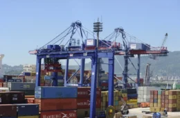 Tarifaço dos EUA faz Brasil reagir com plano de R$ 130 milhões para abrir novos mercados