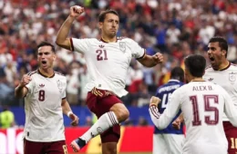 Espanha domina França, vence por 2 a 0 e vai à final do Mundial
