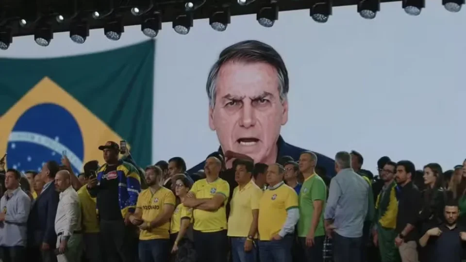 PT aciona TSE e STF contra vídeo de Bolsonaro feito com IA; entenda a disputa que chegou à Justiça
