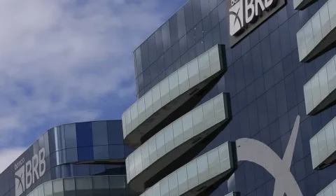 BRB confirma instabilidade no aplicativo após falhas desde a manhã e prevê normalização dos serviços até as 15h