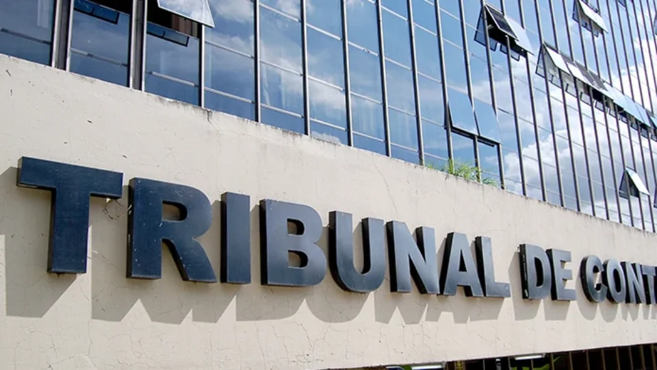 PL quer tornar obrigatório advogado em Tribunais de Contas