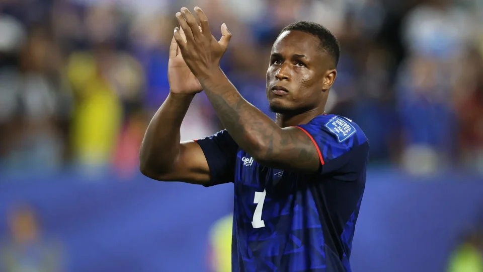 Grêmio oficializa a contratação do meia-atacante Jovane Cabral até 2027