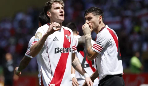 Vasco avança na compra de Facundo Colidio por R$ 20,3 mi