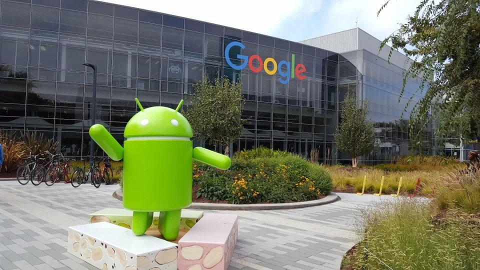 Android download: Google bloqueia apps sem dev verificado no Brasil