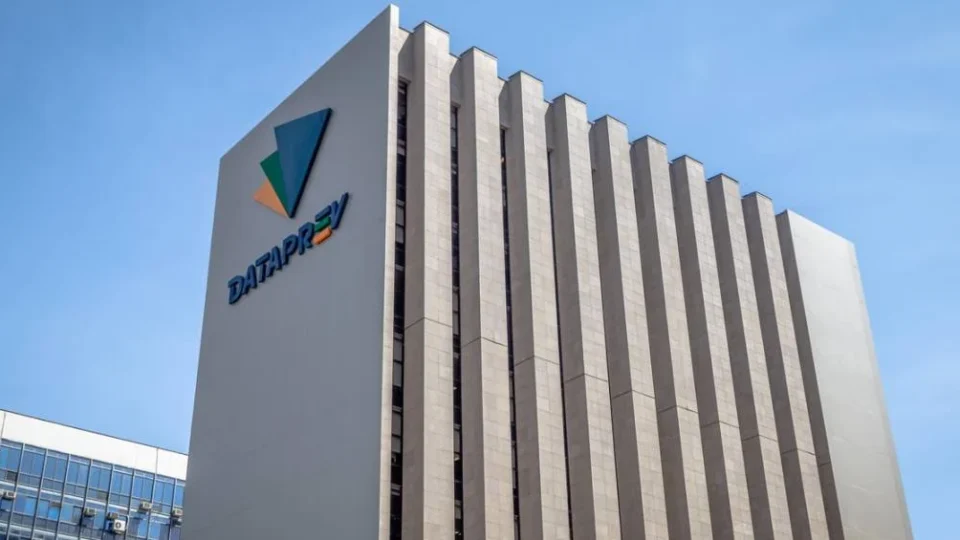 Dataprev abre concurso com 1.793 vagas e salário de R$ 10,6 mil