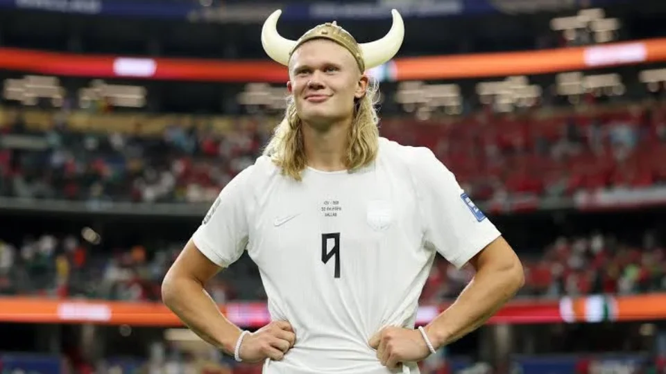 Haaland nasceu na Inglaterra, mas escolheu defender a Noruega; entenda o motivo