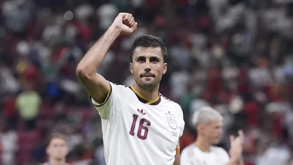 Rodri brilha no Mundial e vira alvo do Real Madrid