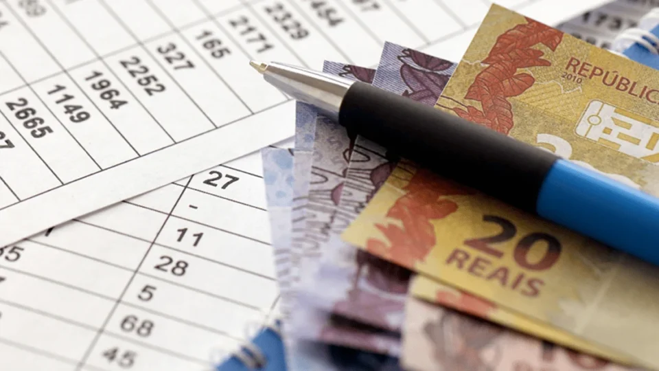 TST libera penhora de até 50% de salários para dívida trabalhista
