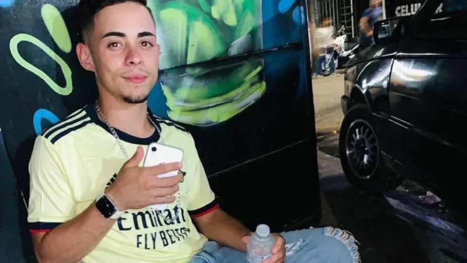 Começa júri de PMs acusados de matar jovem rendido em Paraisópolis; veja as imagens