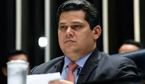 Após pressão dos caminhoneiros, Senado aprova com urgência MP do Frete; veja as novas regras e o impacto para a categoria