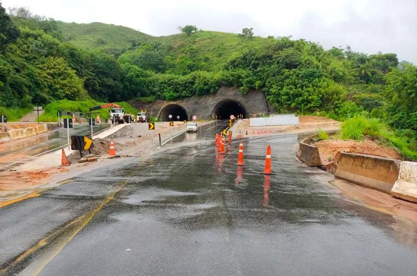 Obras de duplicação da BR-381, iniciadas em 2015, ainda não foram concluídas. Foto DIvulgação/PRF