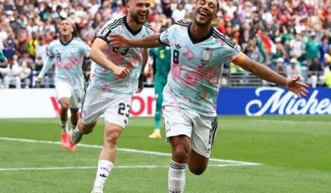Viradas dramáticas classificam Inglaterra, Bélgica e EUA