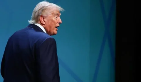 Trump blefa para evitar guerra aberta com Irã, indica análise