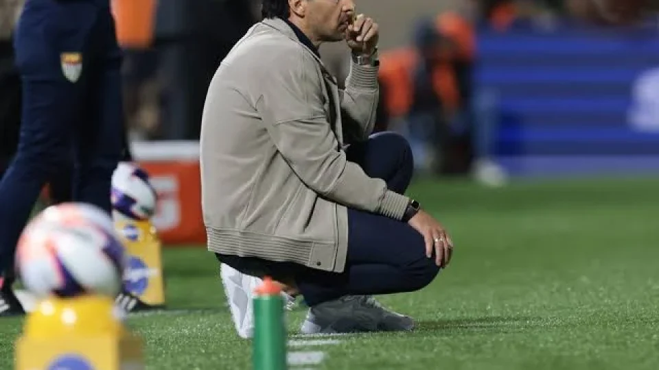 Abel Ferreira ajusta Palmeiras remendado para jogo decisivo no Brasileirão