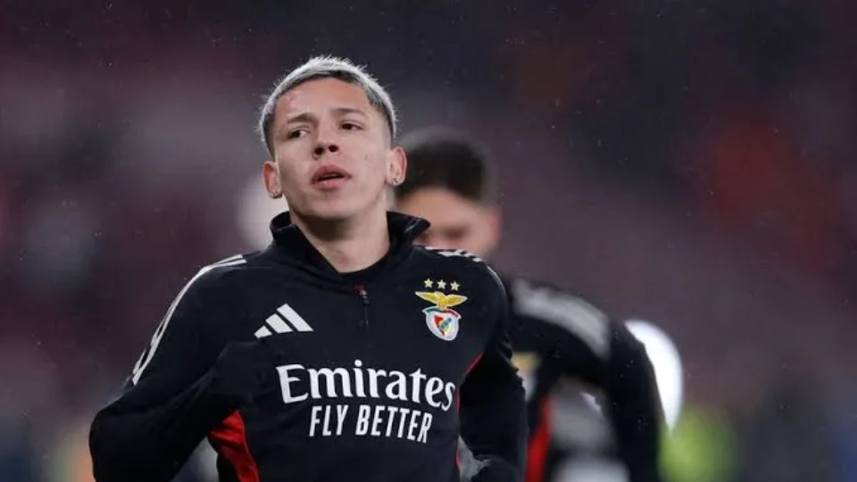 Prestianni reage a vaias da torcida do Flamengo em Portugal