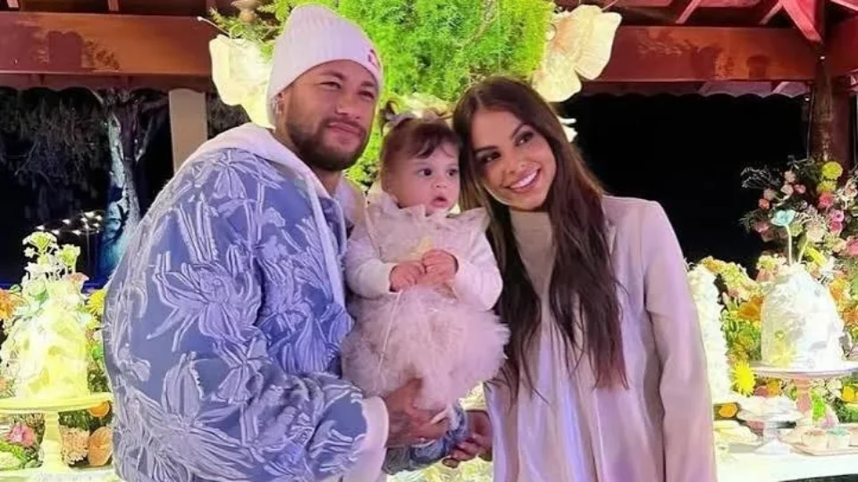 Quem é Amanda Kimberlly, mãe de Helena, filha de Neymar
