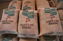 Nova tarifa dos EUA preserva café, carne bovina e suco de laranja brasileiros