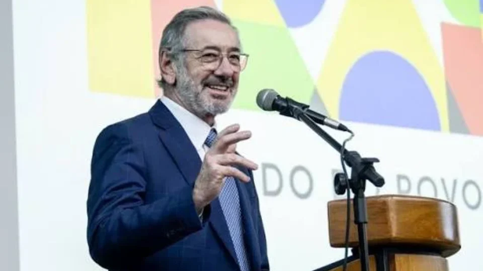 Tarifaço: Ministro afirma que “atropelos” ideológicos prejudicam acordo com os EUA