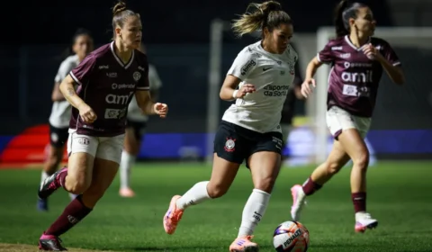 Corinthians feminino enfrenta Ferroviária hoje por vaga nas quartas