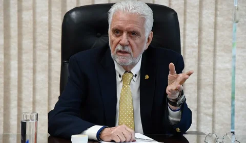 Terreno de Jaques Wagner valorizou 11.400% após obra iniciada em sua gestão, aponta investigação