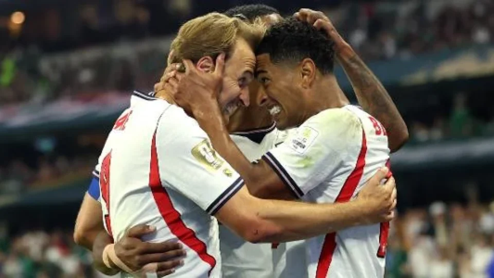 Inglaterra elimina México em jogo épico no Azteca: 3 a 2