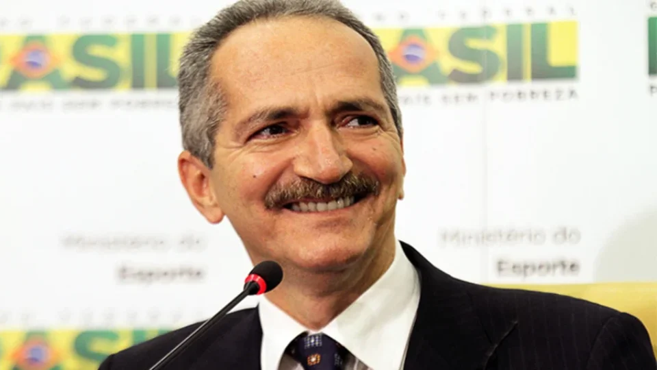 Aldo Rebelo prestigia Caiado e diz que definição sobre sua candidatura à Presidência depende de decisão judicial