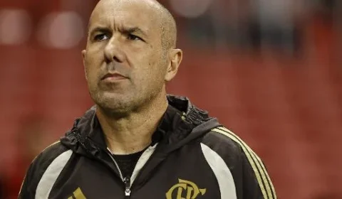 Leo Jardim, Carrascal, de La Cruz e mais; veja as notícias que agitam os bastidores do Flamengo