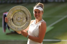 Linda Noskova vence Muchova e é campeã em Wimbledon