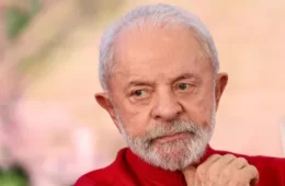 Lula reage à carta de Flávio Bolsonaro aos EUA e acusa família de “entreguismo”
