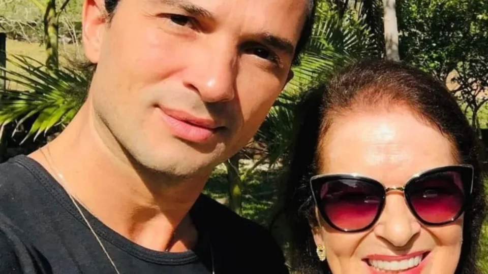 Júri de acusado pela morte de Jeff Machado começa no Rio; mãe pede pena máxima ao assassino