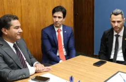 Reunião de Cleitinho com Marcos Pereira termina sem acordo; candidatura ao governo de Minas segue indefinida
