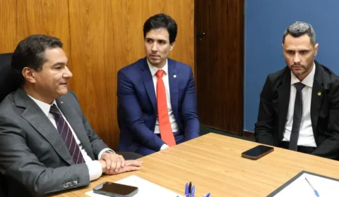 Reunião de Cleitinho com Marcos Pereira termina sem acordo; candidatura ao governo de Minas segue indefinida