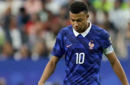 Mbappé cai com a França, mas segue construindo império fora de campo
