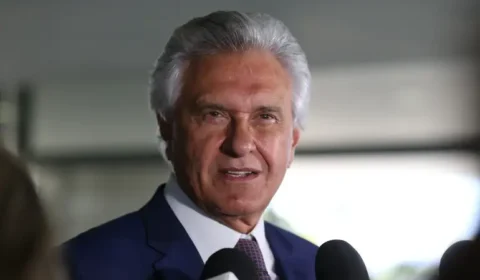 “Dois candidatos que não enxergam o Brasil”, diz Caiado ao criticar disputa política após tarifas de Trump