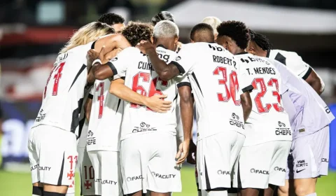 Vasco e Independiente Medellín: onde assistir jogo às 19h de hoje