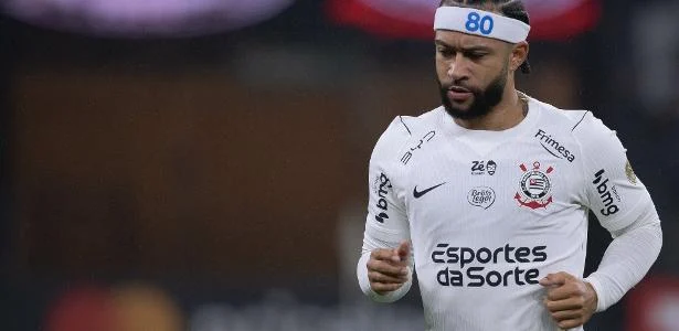 A pressão esportiva continua porque o Corinthians entrou na reta final do campeonato sem margem confortável para novos tropeços.