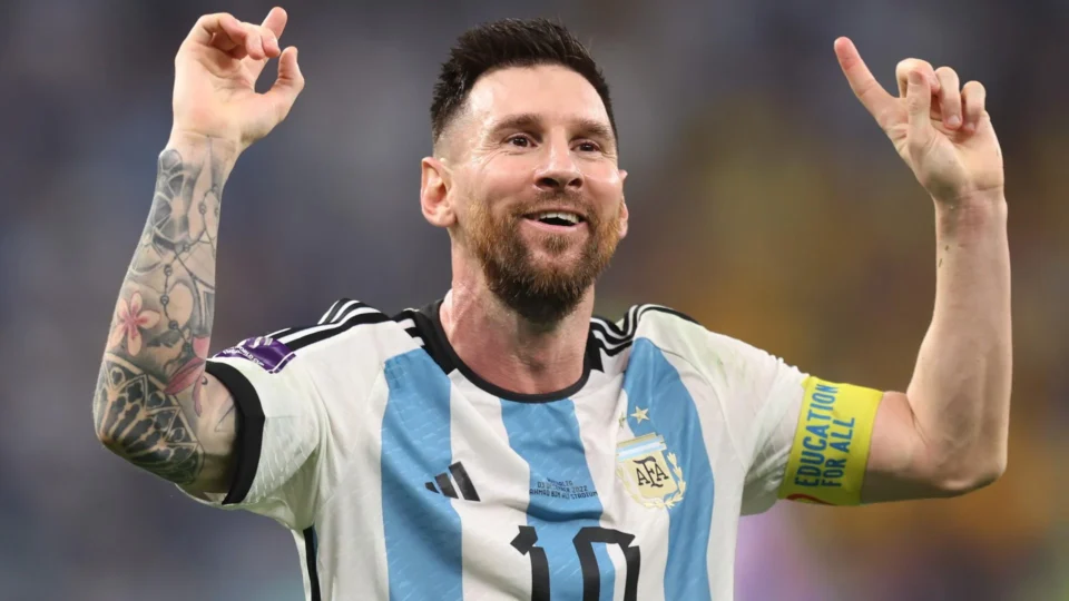 De “pequeno mágico” a lenda: a infância gigante de Messi
