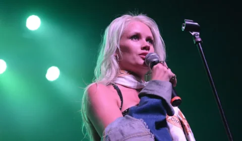 Morre Lauren Bennett, cantora de “Party Rock Anthem”, aos 37 anos