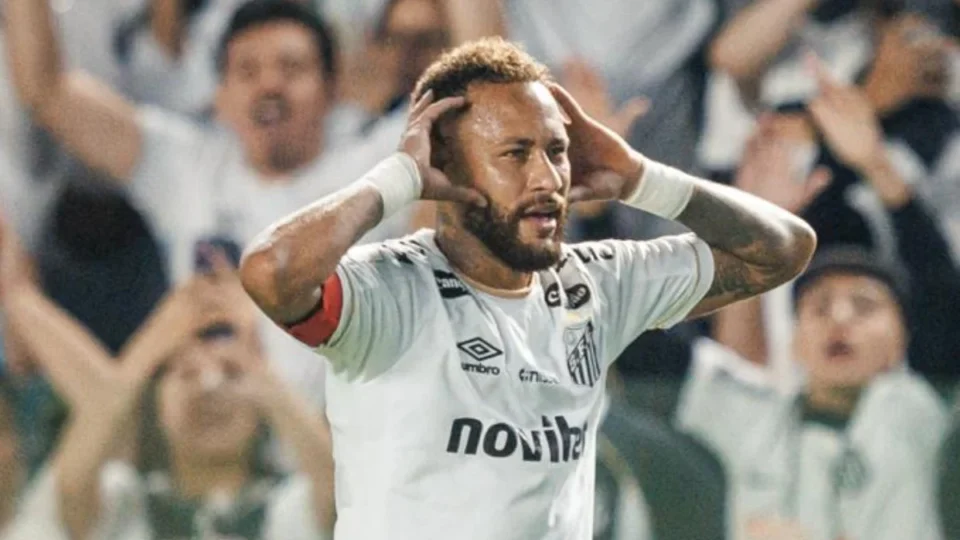 Comentarista Globo Felipe Bastos defende Neymar e critica imprensa