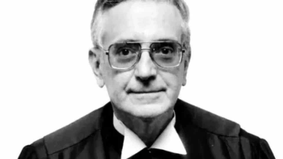 Morre aos 95 anos Octavio Gallotti, ex-presidente do STF e um dos ministros mais longevos da Corte