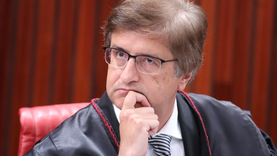 Paulo Gonet libera ação que pode tirar senador do MDB das eleições