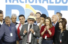 PDT oficializa apoio a Lula e fortalece aliança para reeleição; decisão marca nova fase da corrida presidencial