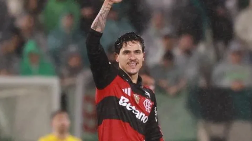 Flamengo x São Paulo hoje: onde assistir ao vivo, horário e tudo sobre o duelo pelo Brasileirão