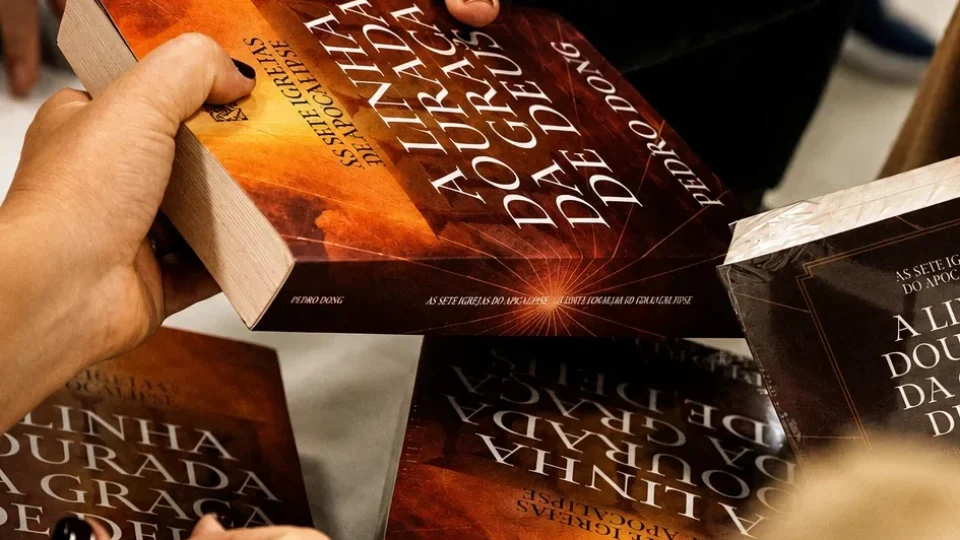 Editora Árvore da Vida anuncia lançamento do livro “A Linha Dourada da Graça de Deus”, de Pedro Dong