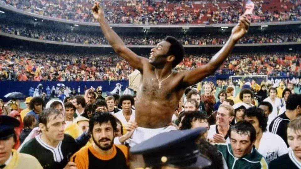 Voz de Pelé e coral de crianças arrancam lágrimas na final do Mundial 2026