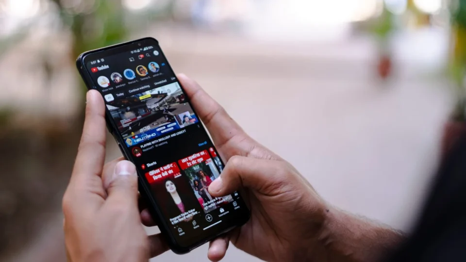 YouTube expõe contraste entre CazéTV e o ‘YouTube invisível’