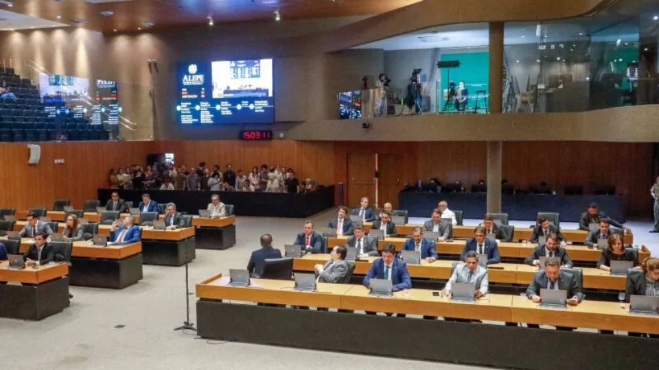 Emendas travadas, PIX sob pressão e PIS 2026 redesenham cenário