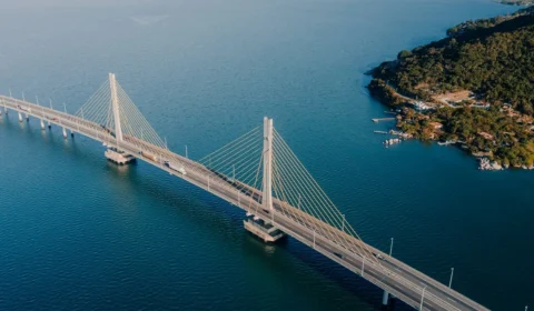 Ponte Anita Garibaldi é interditada para reparo emergencial